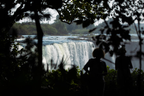 Chutes Victoria ; visite privée des chutes Victoria et du village