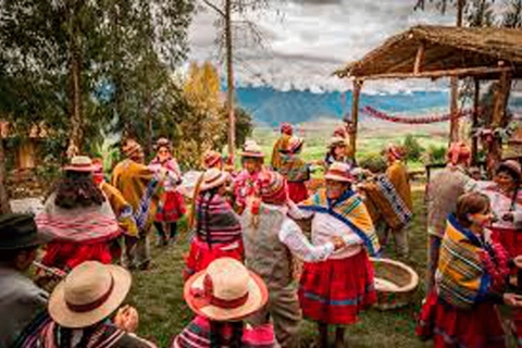 Cusco: tour to Maras with salt massage + Moray and Misminay