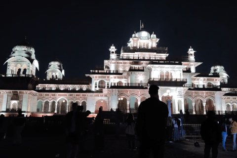 From Delhi: 2 Days Jaipur Sightseeing Tour By Car