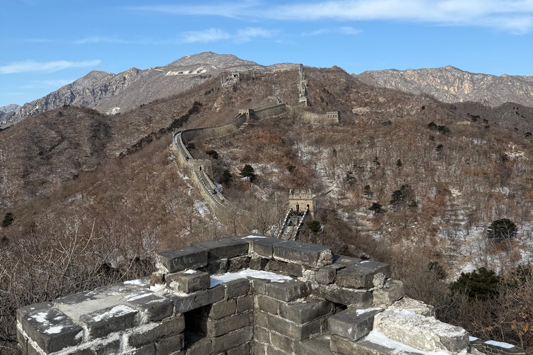 Beijing: Mutianyu or Badaling Great Wall Private Tour Private Car with English-Speaking Driver