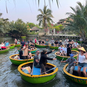 Hoi An: Basket Boat, Lantern Making Class & Hoai River Ride