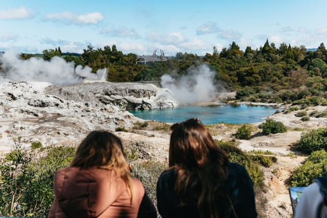 Visit Whaka Village Guided Tour & Self-Guided Geothermal Trails in Rotorua