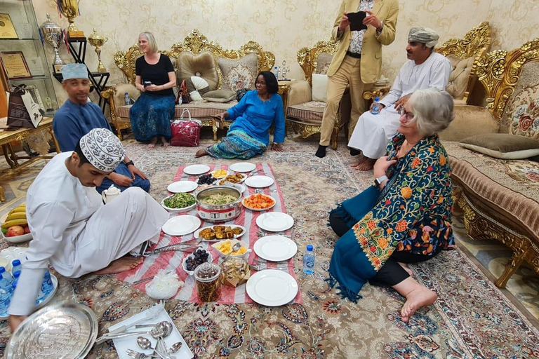 From Muscat: Authentic Omani Dinner with a Local Family