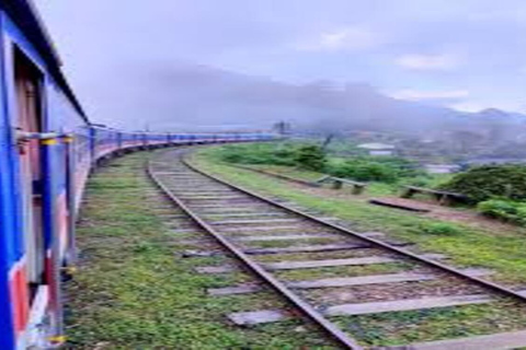 Sri Lanka Ella Train Ride from Ambewela and Adams Peak