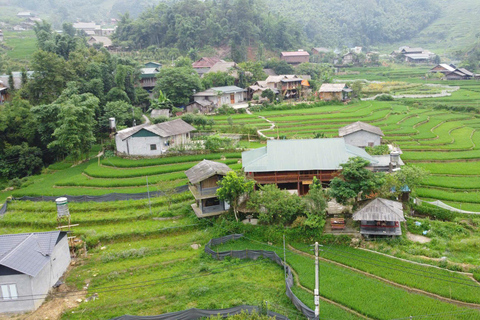 Desde Hanoi: Excursión de senderismo de 2 días a Sapa (Dormir en casa de familia)