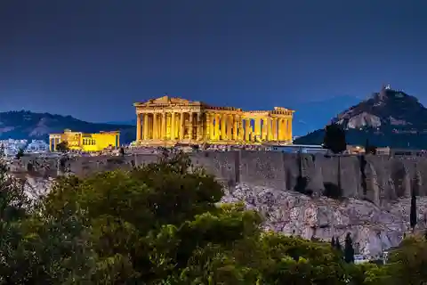 Athens, Mykonos & Santorini: 8 Day Tour