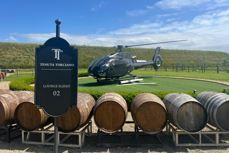 San Gimignano: Helicopter Wine Tour in Chianti Region Activity with 25-Minute Helicopter Ride