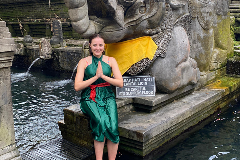 Bali: Tirta Empul Temple Holy Water Purification Ritual