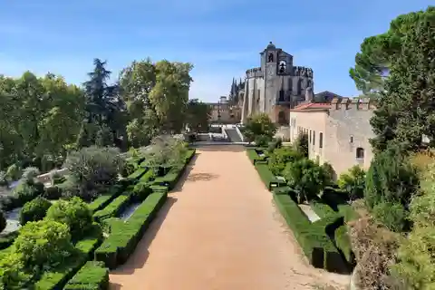 From Lisbon: Discover Tomar in a small group