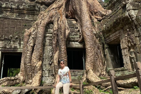 2-Day Phnom Penh to Siem Reap Tour with Angkor Wat Sunrise