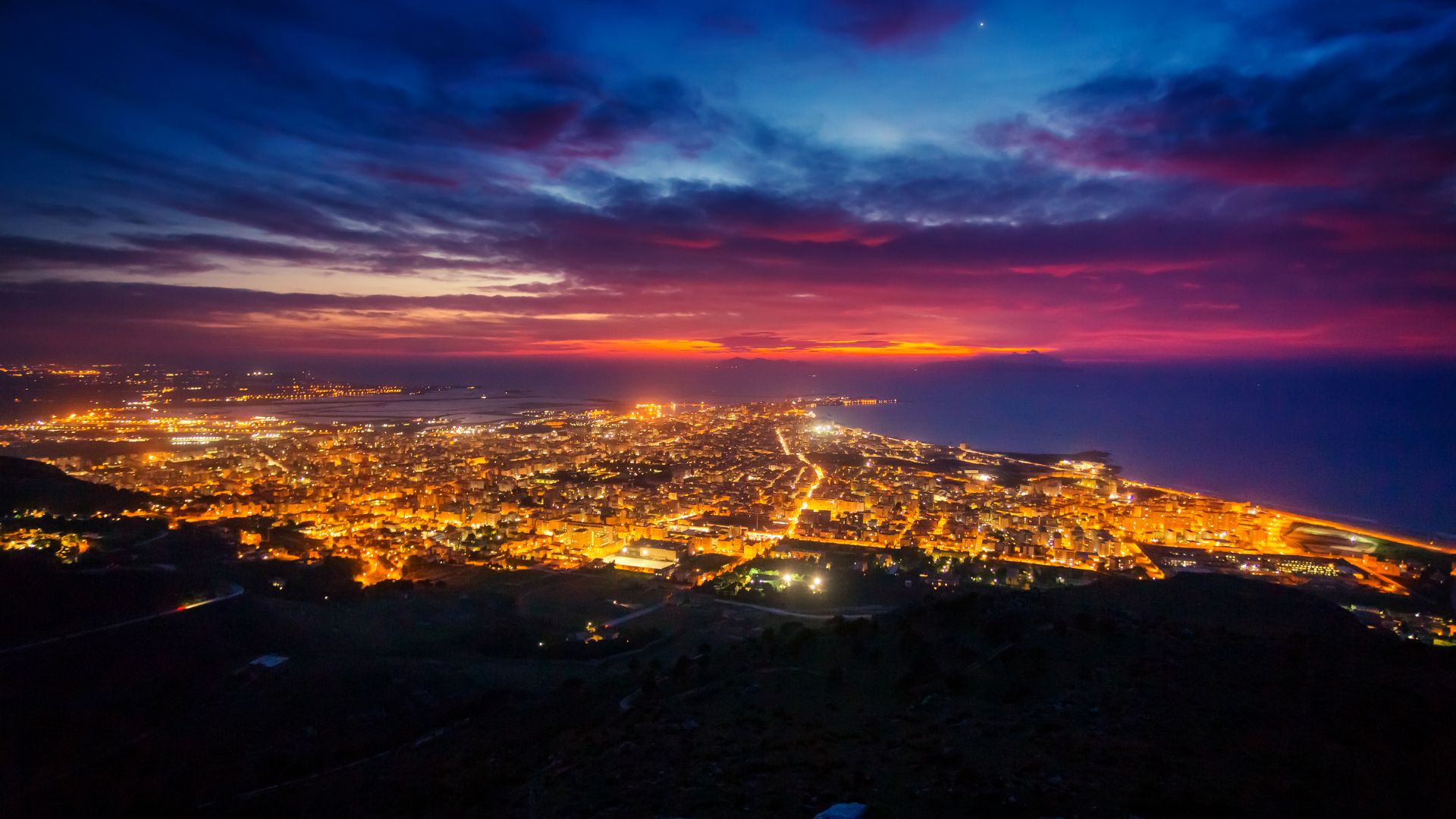 Erice: nächtliche Tour mit Süßwarenverkostung