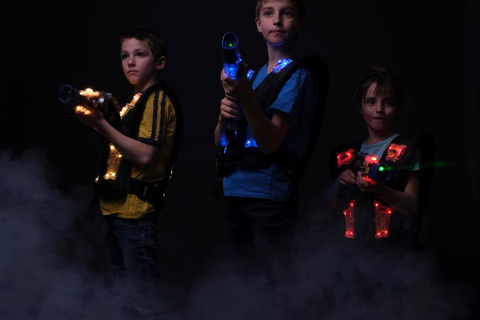 لعبة ليزر تاج بريميوم زون | أولدنبورغمفتوح لمدة ساعتين بسعر ثابت في منطقة مميزة، لعبة ليزر تاج | أول