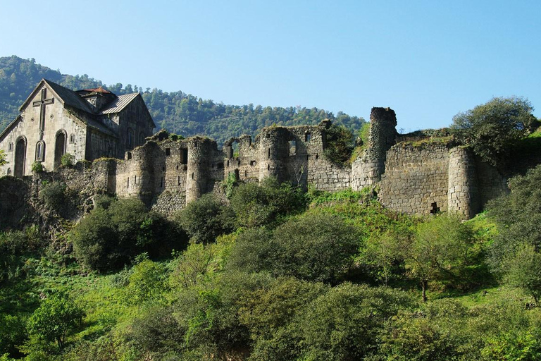 Aventura de um dia de Tbilisi para a Armênia