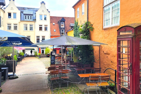 Flensburg: Avslappnad promenad i historiska gamla stan och hamnenFlensburg: Avslappnad promenad i den historiska gamla stan och hamnen