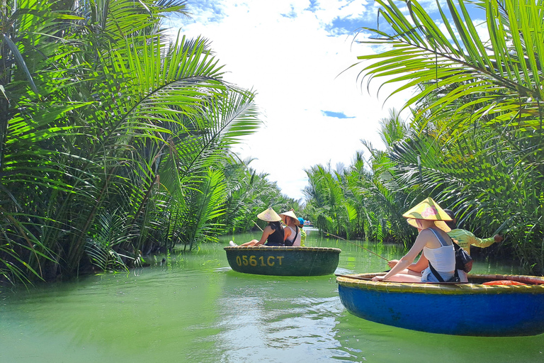 Tour en bateau de la corbeille de Hoi AnPromenade en bateau à panier à Hoi An