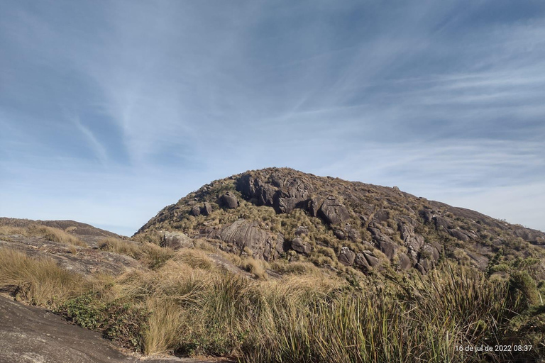 Piquete-MG/Marins Itaguaré Crossing: The most technical trekking in Brazil Piquete-MG/Travessia Marins Itaguaré: The most technical trekking in Brazil