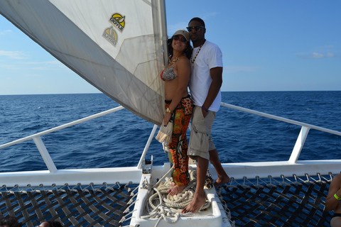Montego Bay Private Catamaran with Open Jamaican Bar