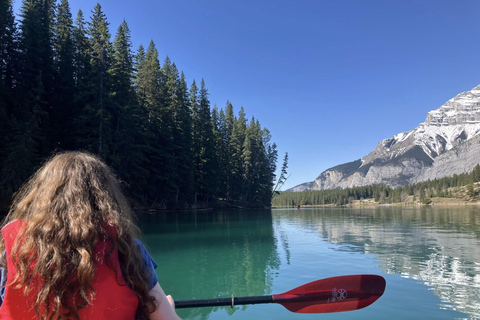 Banff: Alpine Lake Canoe Rental with Roundtrip Shuttle