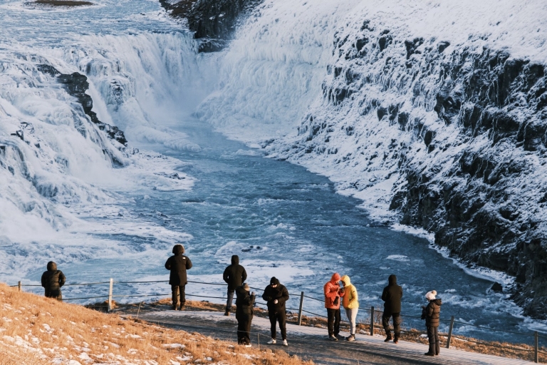 Z Reykjaviku: całodniowa wycieczka do Złotego Kręgu i Sekretnej Laguny