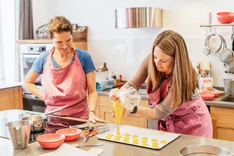 Paris : cours de cuisine unique, atelier macarons