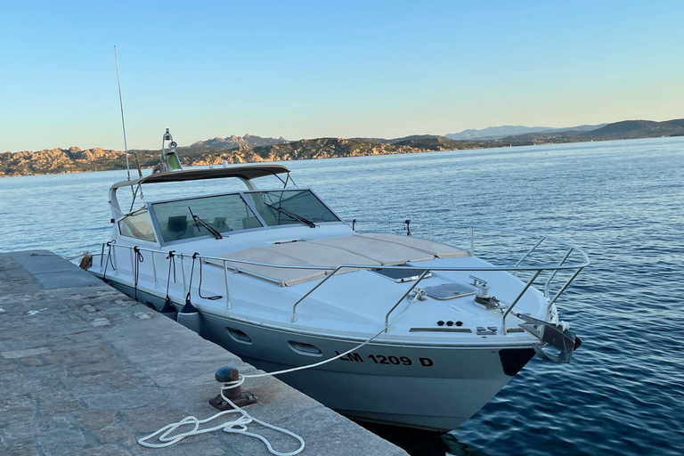 Palau: Passeio diário de barco ao Arquipélago de La MaddalenaPalau: Passeio diário de barco