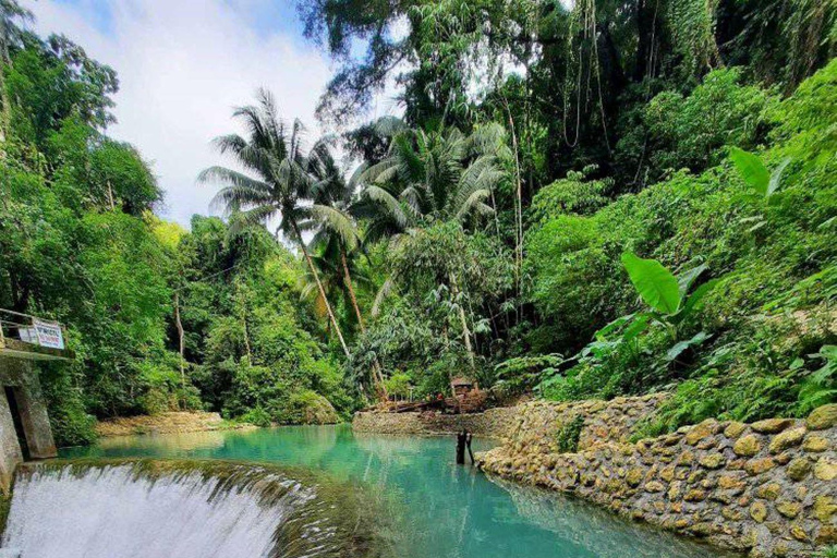 Cebú: aventura de barranquismo en las cataratas de Kawasan con traslados