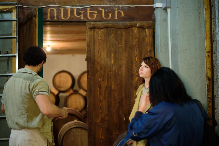 Yerevan: Wine Tasting and Vineyard Lunch at Voskeni Winery