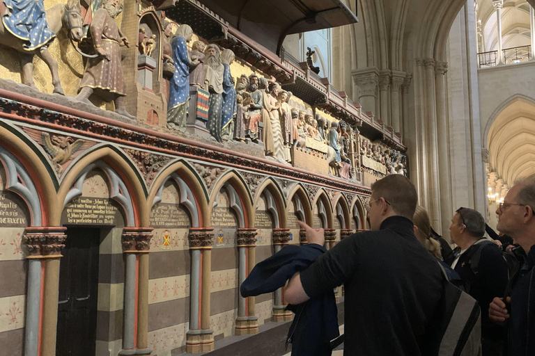Paris : visite de Notre-Dame et promenade dans l'île de la Cité ou le quartier latinVisite de l'intérieur de la cathédrale Notre-Dame et promenade dans l'île de la Cité