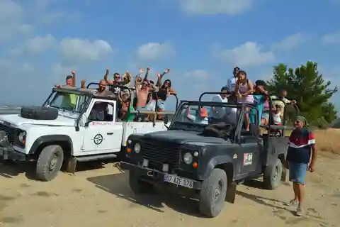Antalya Şelale Ziyaretli Jeep Safari Turu