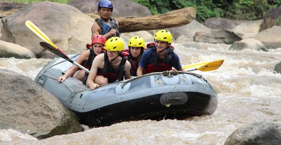 Chiang Mai Rafting in Mae Taeng River with Thai Buffet