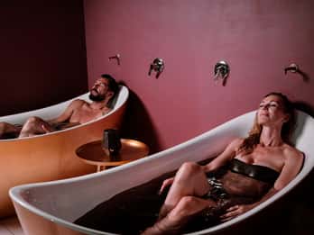 Experience Tuscany: winery tour with tasting and wine therapy in the spa