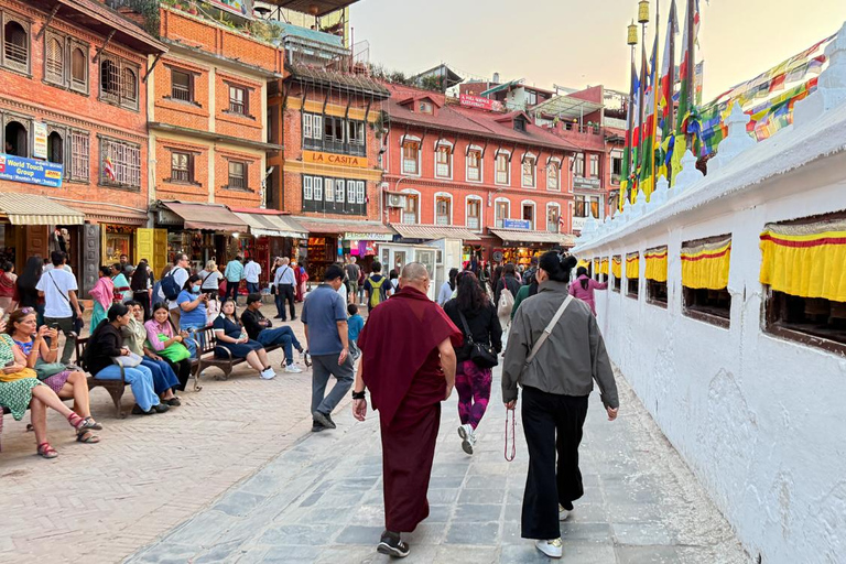 Kathmandu: Bouddhanath Stupa Tour with Dinner