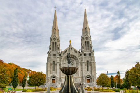 Quebec: Montmorency Falls and Basilica Private Half-Day Tour Extended Tour: Montmorency Falls, Basilica & Île d’Orléans