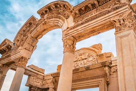 Für Kreuzfahrer: Ephesos, Sirince und Dorfleben mit MittagessenFür Kreuzfahrer: Ephesos, Şirince und Dorfleben mit Mittagessen