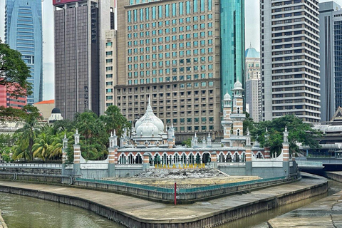 Kuala Lumpur: tour de 1 día por la ciudad y las cuevas de BatuShared Tour: Meet at Location