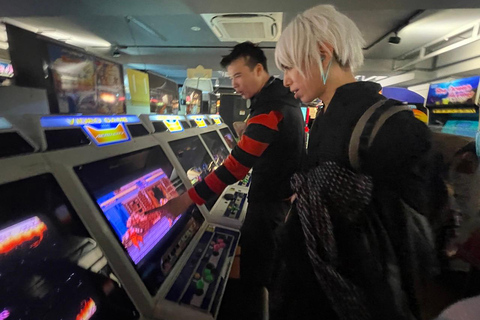 Tokyo: Akihabara Retro Gaming Experience with Androids