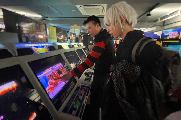 Tokyo: Akihabara Retro Gaming Experience with Androids
