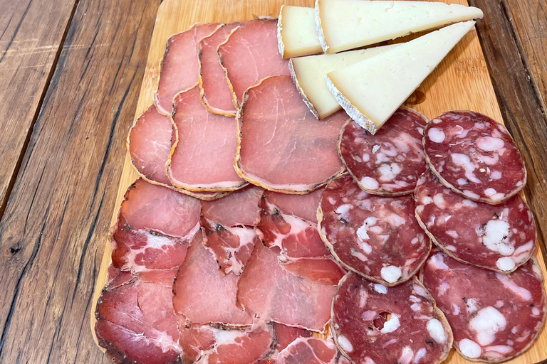 Ajaccio: Privébezoek, Geschiedenis en Gastronomie, Food TourAjaccio: Wandeling door Ajaccio Geschiedenis en gastronomie, Food Tour