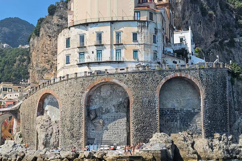 Amalfi Coast: Boat Tour with Snorkeling and Aperitif