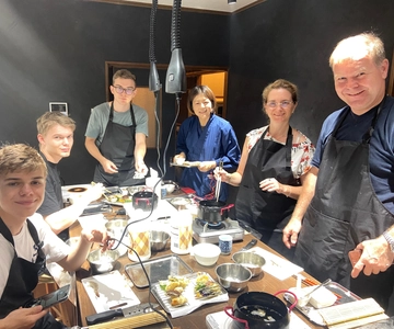 Kyoto: Japanese Washoku Bento Cooking Class with Lunch