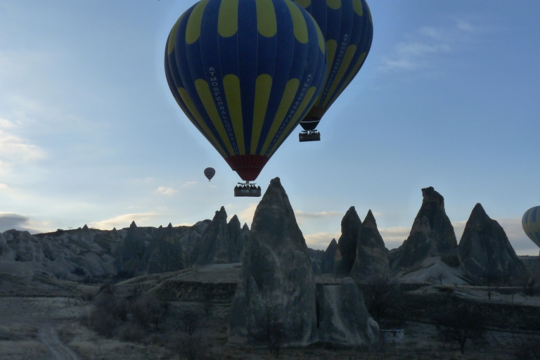 Kapadocja: lot balonem o wschodzie słońca