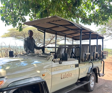 From Durban: Experience Two Big 5 Game Reserves in a Day
