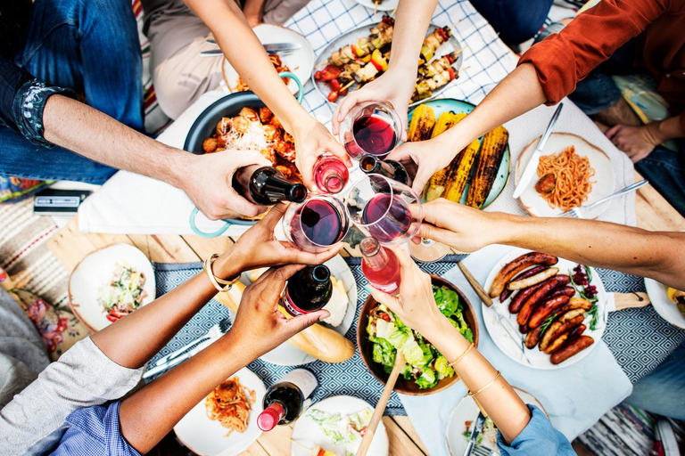 Dublin: Private Wine Tasting Tour with Wine Expert 2-hour: 4 Wines Tasting