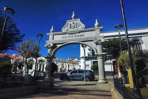 Sucre: 2-Day Che Guevara Route Tour with Waterfalls