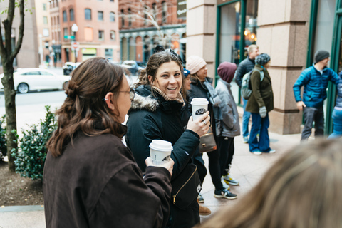 Boston: Wycieczka z przewodnikiem po pysznych pączkach z degustacjąBoston: wycieczka z przewodnikiem po pysznych pączkach z degustacjami