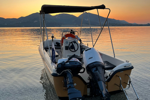 Laganas : Location de bateaux privés avec ou sans capitaineZakynthos : Location de bateaux privés avec ou sans capitaine