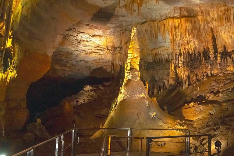 Chachapoyas: Karajía Sarcophagi & Quiocta Cave Tour