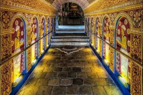 Kandy Evening City Tour & Dance Show Reservations by Tuk-Tuk Kandy evening tour