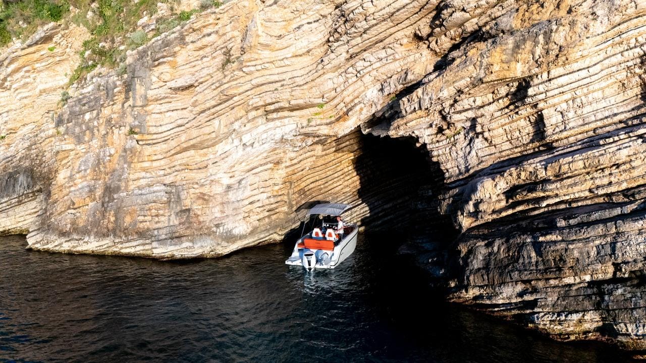 Korfu: Halbprivate Bootstour nach Paleokastritsa
