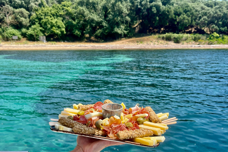 Corfu: Paxos Sea Caves & Antipaxos Private Yacht Cruise Oaseas - Compact Yacht, Up to 5 Guests